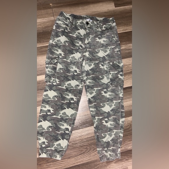 Camouflage Cargo Pants - Picture 1 of 1